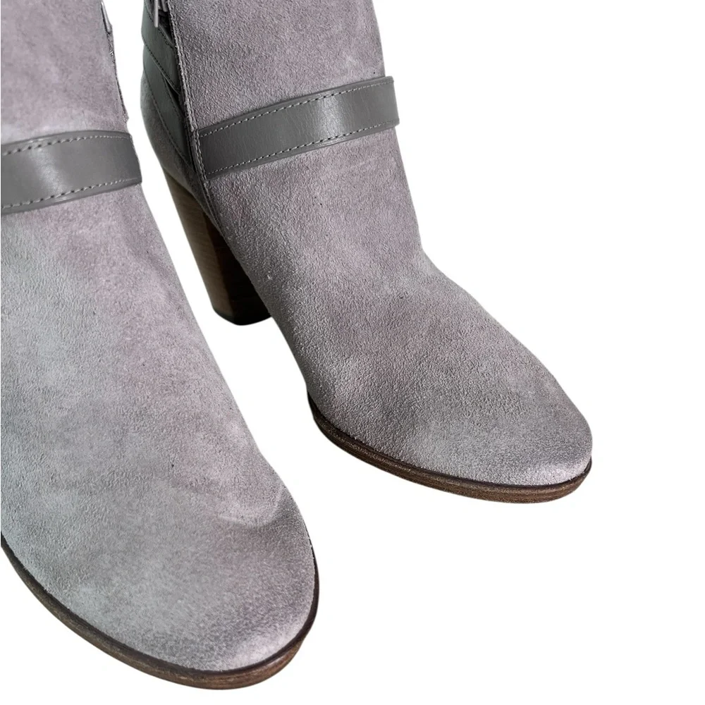 Cole Haan Boots Women’s 9 B Heels Ankle Booties Buckle Strap Gray Suede‎